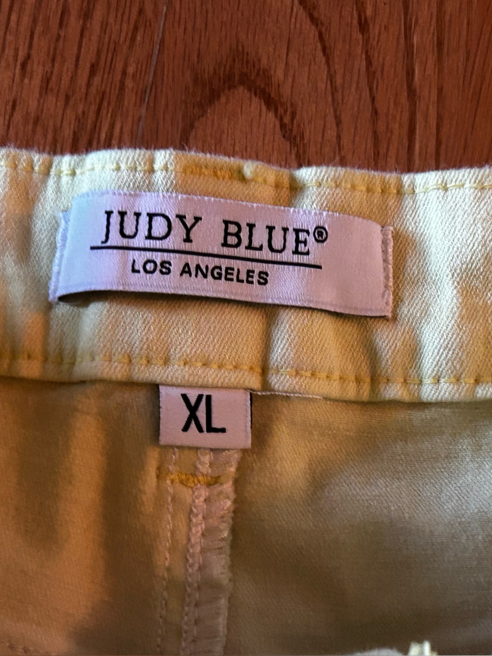 Judy Blue XL Pastel Ombre Denim Shorts Raw Frayed Hem Stretch Rainbow Summer - Picture 3 of 7
